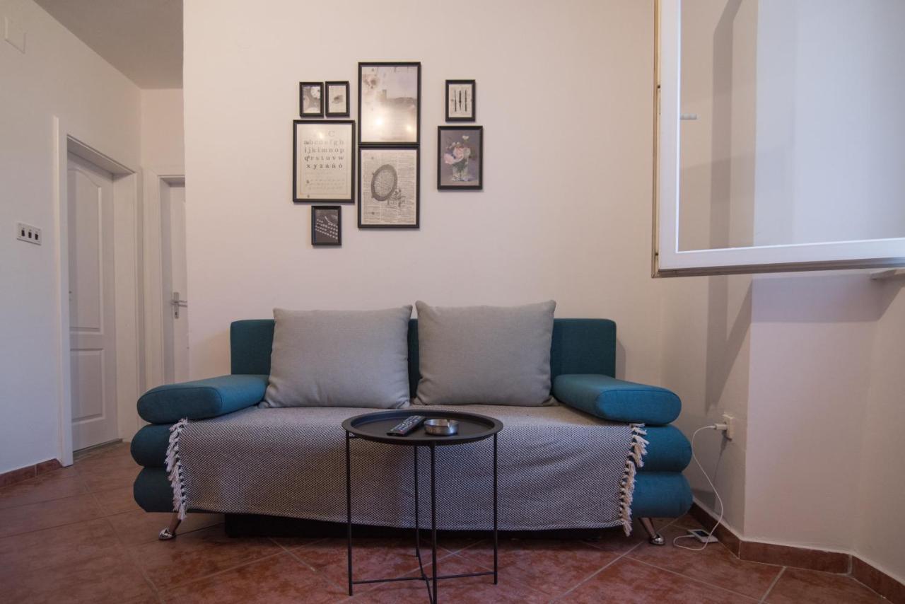 Apartmani Stones Sutivan I Exterior photo